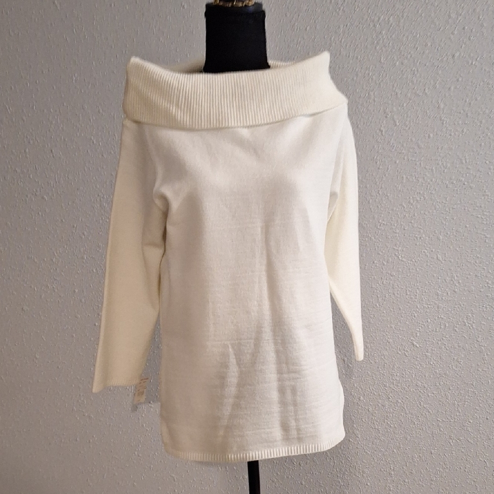 Cream Off-the-Shoulder Sweater with Cowl Neck and Long Sleeves